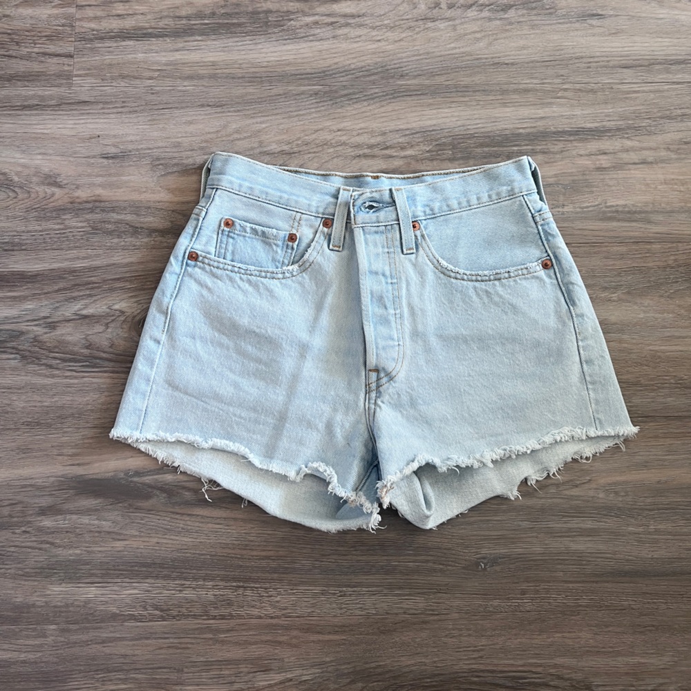 NWOT Levi’s original 501 shorts NWOT